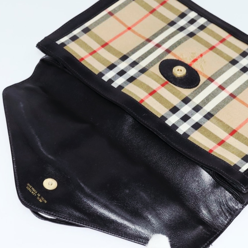 Burberry Bag In Plaid With Black Trim - Picture 9 of 11